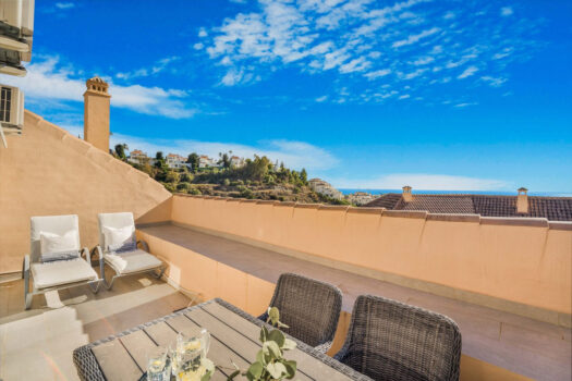 Penthouse mezonetový byt na prodej v Nueva Andalucia, Costa del Sol