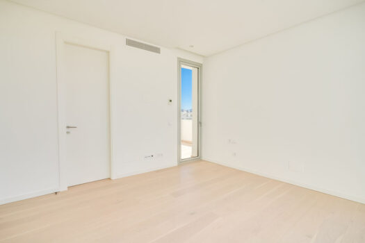 4 Bed Penthouse Apartment for sale in Benahavis, Costa del Sol