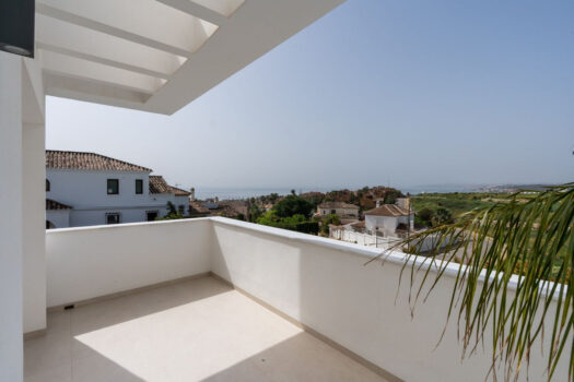 3 Bed Detached Villa for sale in Estepona, Costa del Sol