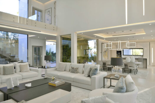 6 Bed Detached Villa for sale in Elviria, Costa del Sol
