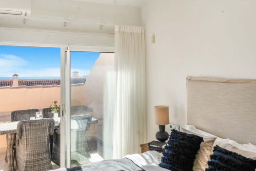 Penthouse mezonetový byt na prodej v Nueva Andalucia, Costa del Sol