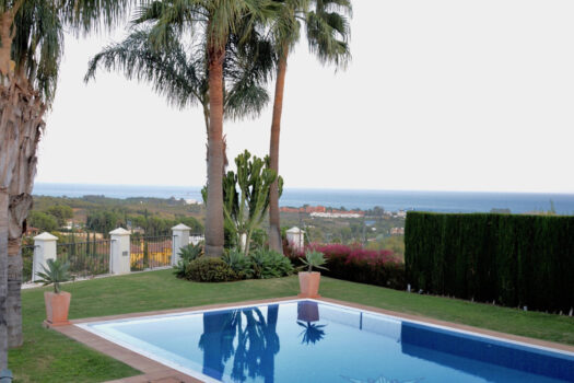 5 Bed Detached Villa for sale in Los Flamingos, Costa del Sol