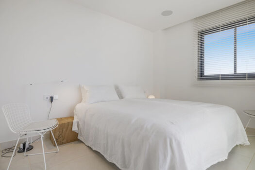 3 Bed Middle Floor Apartment for sale in Fuengirola, Costa del Sol