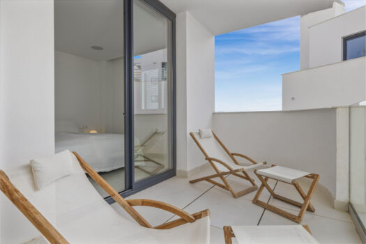 3 Bed Middle Floor Apartment for sale in Fuengirola, Costa del Sol
