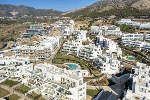 3 Bed Middle Floor Apartment for sale in Fuengirola, Costa del Sol