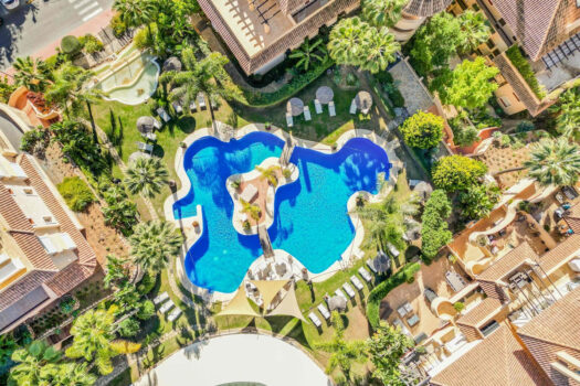 Penthouse mezonetový byt na prodej v Nueva Andalucia, Costa del Sol