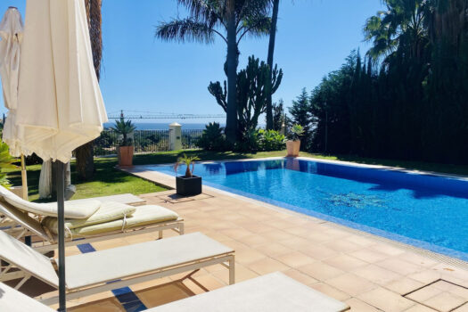 5 Bed Detached Villa for sale in Los Flamingos, Costa del Sol