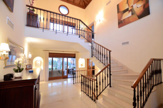 5 Bed Detached Villa for sale in Los Flamingos, Costa del Sol