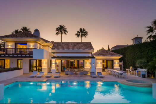 5 Bed Detached Villa for sale in Los Flamingos, Costa del Sol