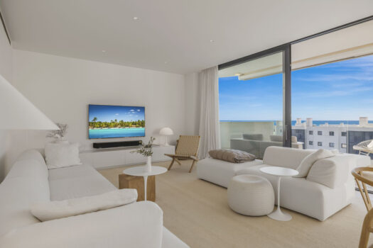 3 Bed Middle Floor Apartment for sale in Fuengirola, Costa del Sol