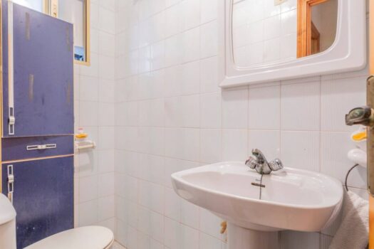 Large corner apartment just 50 meters from the beach in the famous area of La Mata.