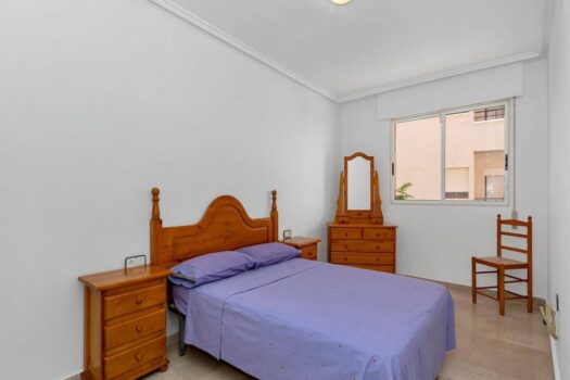 Opportunity in La Mata town with 3 bedrooms, garage and storage room