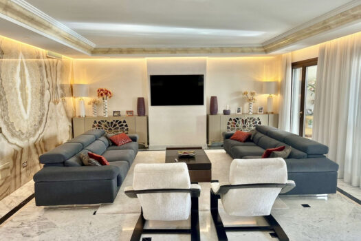 4 Bed roproperties.Penthouse Duplex Apartment for sale in Sierra Blanca, Costa del Sol