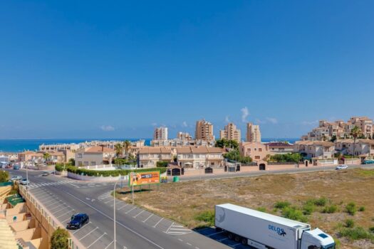 Prodej 2+k.k.,bazen, Torrevieja