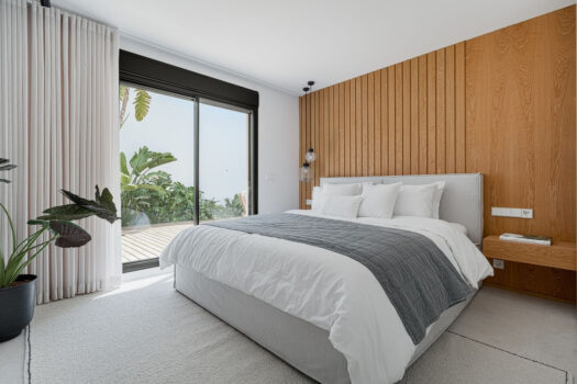 4 Bed Detached Villa for sale in Nueva Andalucia, Costa del Sol