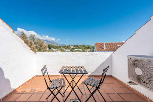 4 Bed Penthouse Apartment for sale in Nueva Andalucia, Costa del Sol
