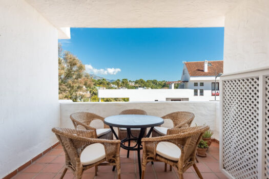 4 Bed Penthouse Apartment for sale in Nueva Andalucia, Costa del Sol