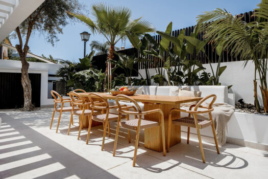 4 Bed Detached Villa for sale in Nueva Andalucia, Costa del Sol