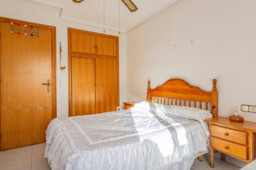 Large corner apartment just 50 meters from the beach in the famous area of La Mata.