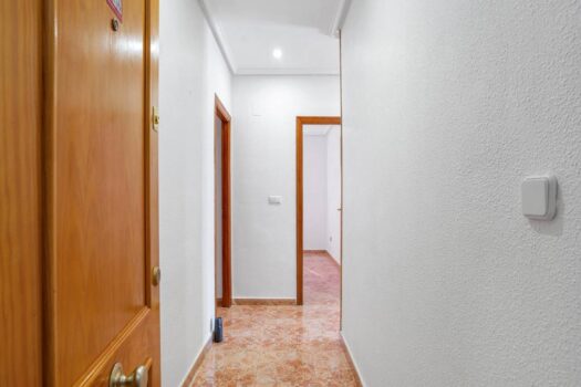 Fantastic Penthouse with Large Terrace and Clear Views Garage and community pool in Torrevieja