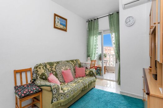 Beautiful and comfortable apartment with 2 bedrooms + 1 bathroom in front of the Bus Station