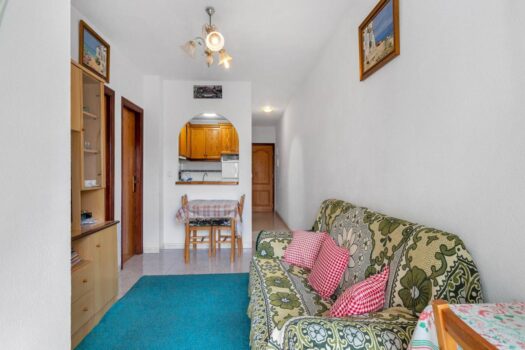 Beautiful and comfortable apartment with 2 bedrooms + 1 bathroom in front of the Bus Station