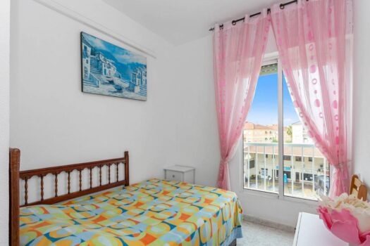 Beautiful and comfortable apartment with 2 bedrooms + 1 bathroom in front of the Bus Station