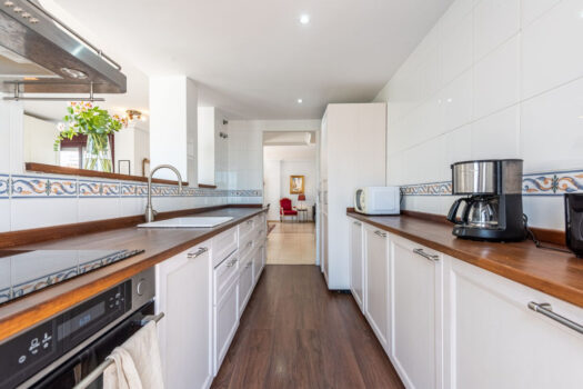 4 Bed Penthouse Apartment for sale in Nueva Andalucia, Costa del Sol